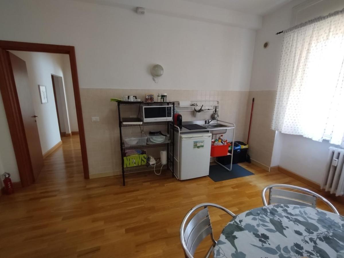 Centro E Porto Apartment ลีวอร์โน ภายนอก รูปภาพ