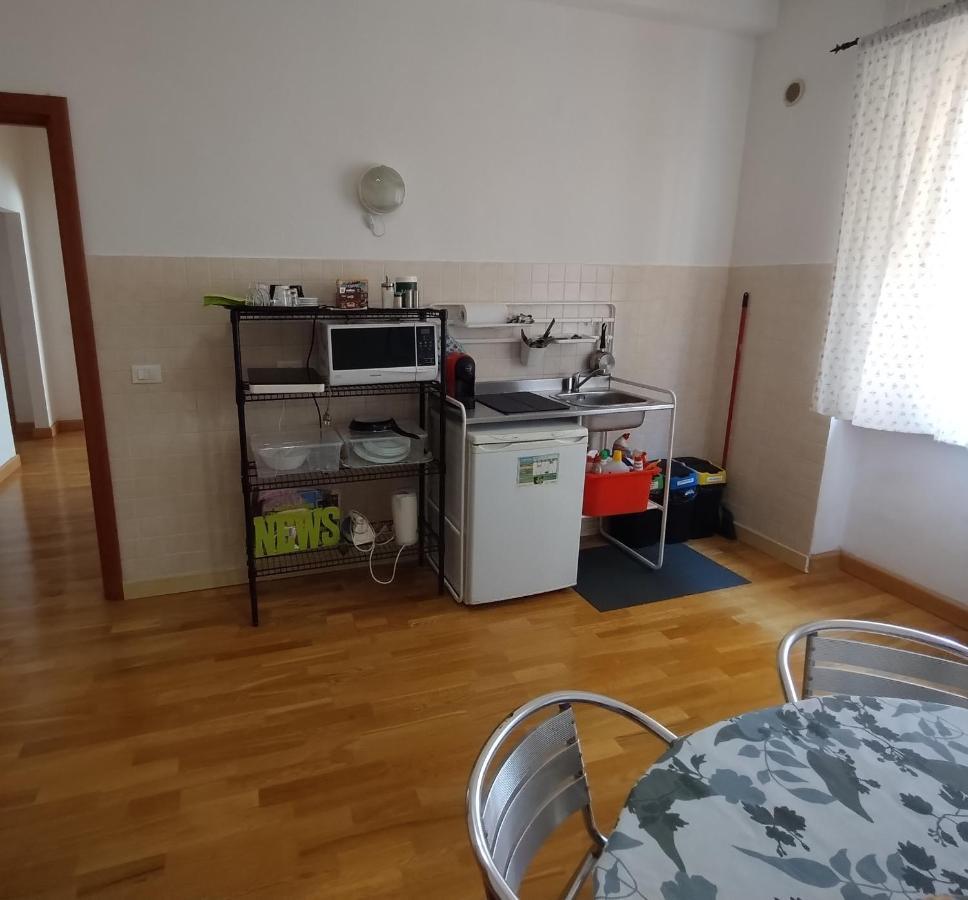 Centro E Porto Apartment ลีวอร์โน ภายนอก รูปภาพ